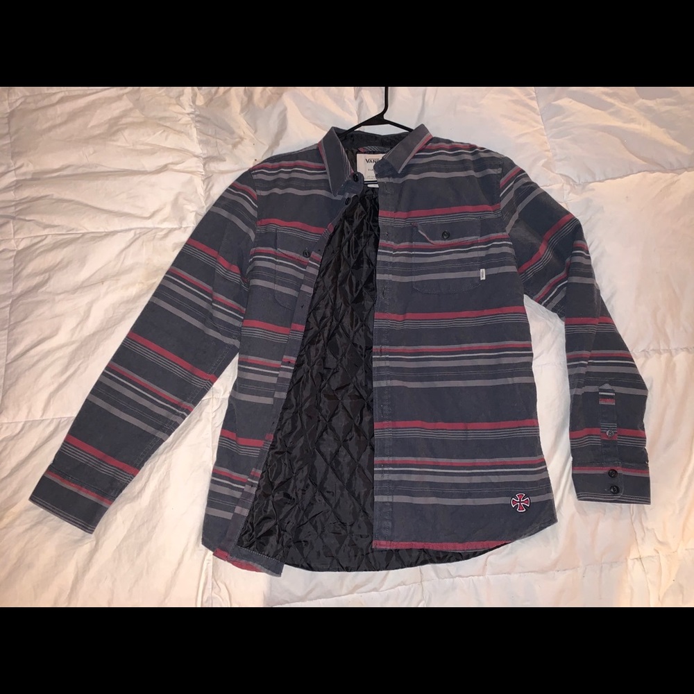 XL Quilted Vans x Independent button